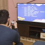 Thumbs Up Retro Games Controller With 200 Games